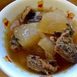 冬瓜と鯖の水煮缶と醤油だけで煮物。圧力鍋