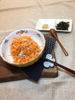 ☆レンジでチン!人参としらすの梅肉あえ☆-レシピのメイン写真