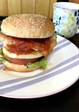 プレミアム・チキンバーガー〜トマトソース-レシピのメイン写真