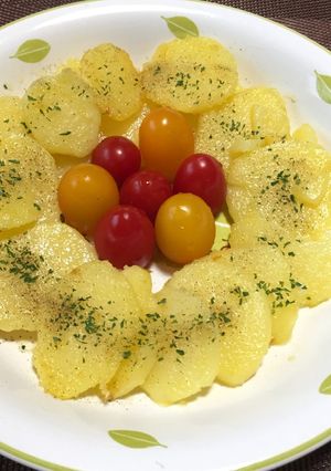 お洒落なフライパンで簡単なジャガバタ-レシピのメイン写真