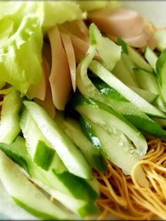 サラダうどんを使った簡単サラダ-レシピのメイン写真
