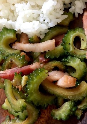 ゴーヤベーコンにんにく炒め-レシピのメイン写真