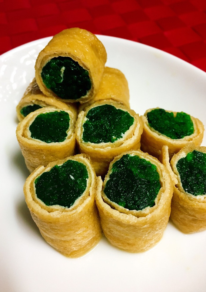 お稲荷さんの皮でほうれん草まきまき-レシピのメイン写真