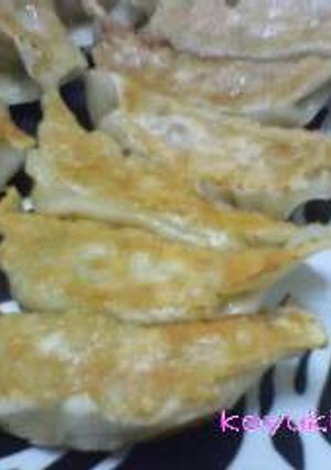 肉たっぷりジューシー餃子♪-レシピのメイン写真