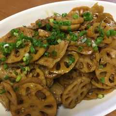 รูปของ レンコンと豚肉のコチュジャン炒め