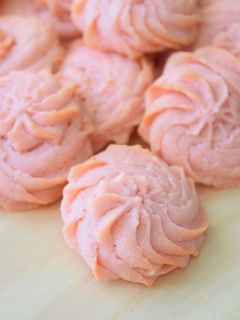 初心者向け*桜色の絞り出しクッキー-レシピのメイン写真