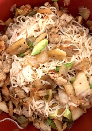 アボカド入りの豚キムチのそうめん-レシピのメイン写真