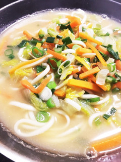 お野菜たっぷり♪味噌煮込みうどん-レシピのメイン写真