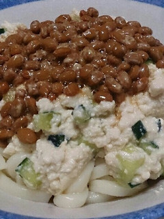 フルフル豆腐の納豆キュウリうどん-レシピのメイン写真