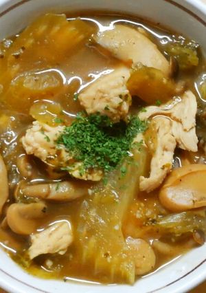 簡単♪鶏むね肉とセロリ きのこのバジル煮-レシピのメイン写真