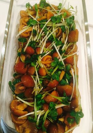 簡単すぎ！なめことカイワレの出汁醤油あえ-レシピのメイン写真