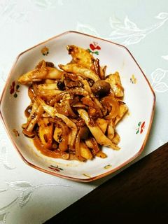 じゃがいもとしめじのミートソース炒め-レシピのメイン写真