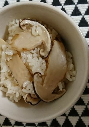一足早く秋の味覚♪贅沢松茸ご飯-レシピのメイン写真