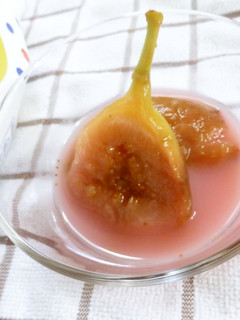 カルピスでいちじくのコンポート☆レンジ-レシピのメイン写真