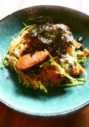 ウインナーと豆苗のキム玉炒め♪-レシピのメイン写真