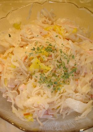 Ｓａｕｅｒｋｒａｕｔとパイナップルサラダ-レシピのメイン写真
