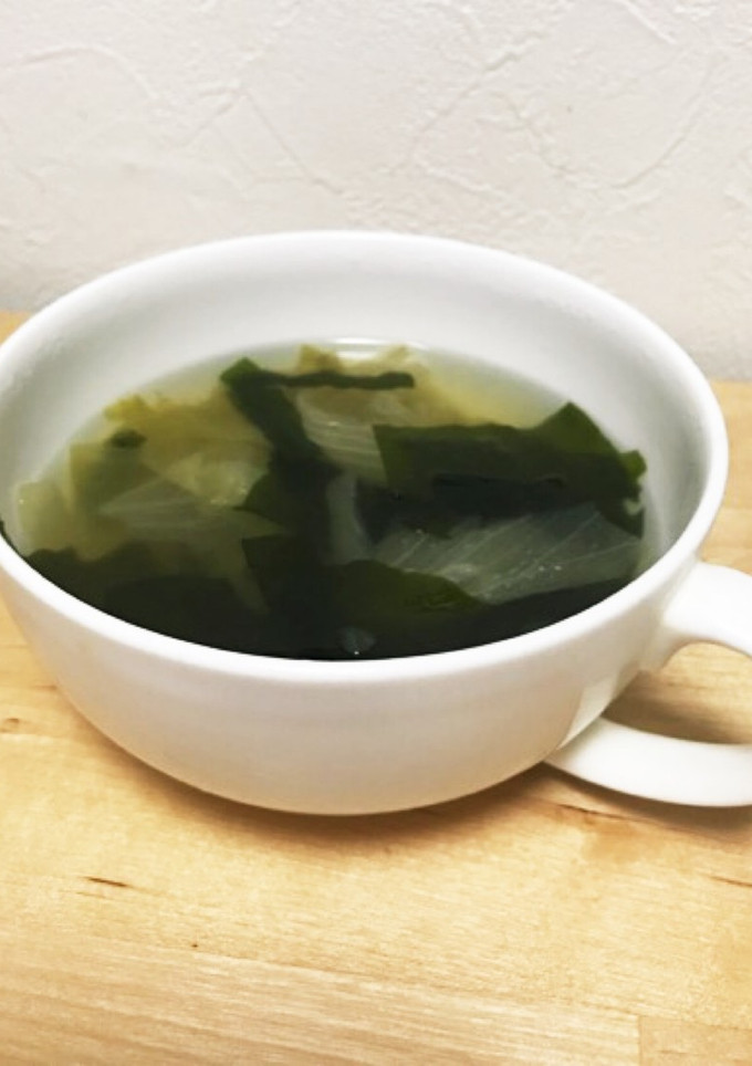 あっさりわかめとレタスの中華スープ-レシピのメイン写真