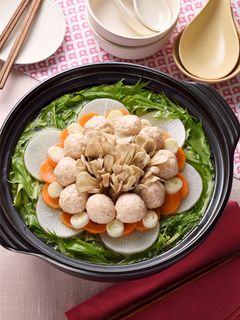 純輝鶏肉だんごと舞茸の花まる鍋-レシピのメイン写真