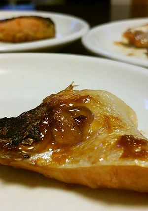 塩銀鮭のにんにく醤油漬け焼き。-レシピのメイン写真