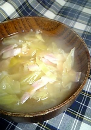 えっ？お味噌汁にベーコン？！-レシピのメイン写真