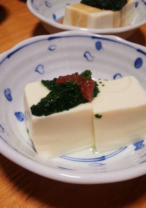 *冷奴~モロヘイヤと梅肉かけ~*-レシピのメイン写真