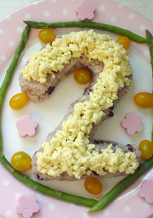 ごはんで数字のバースデーケーキ-レシピのメイン写真