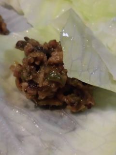 キャベツで包んで食べる肉味噌炒め-レシピのメイン写真