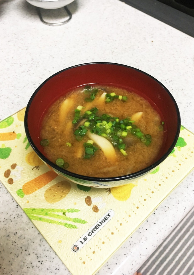 しめじと大根のお味噌汁-レシピのメイン写真
