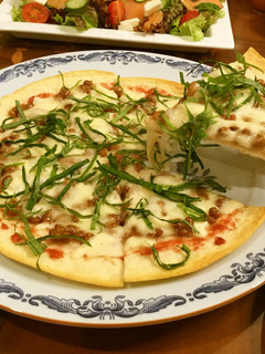 梅じそ納豆ピザ-レシピのメイン写真
