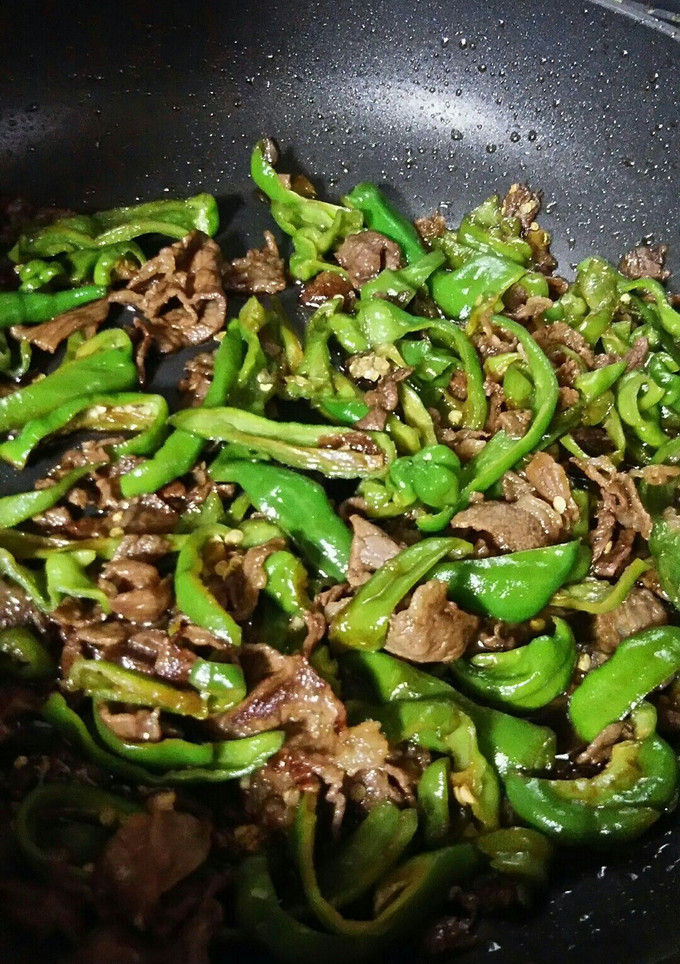 ご飯が旨い‼牛肉とピーマンの炒め物-レシピのメイン写真