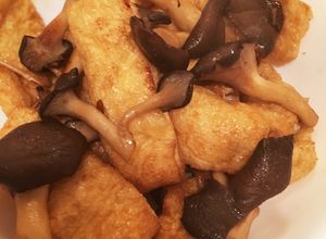 霜降りひらたけと油揚げのバター醤油炒め-レシピのメイン写真