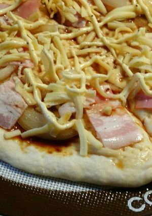 照り焼き風ベーコンオニオン和風ピザ-レシピのメイン写真