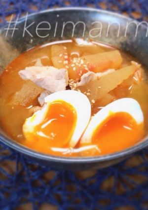 スイカの皮のキムチスープ/半熟卵のせ/-レシピのメイン写真