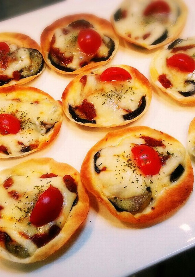 餃子の皮で簡単♪ナスのミートソースピザ♡-レシピのメイン写真