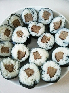 マルシンハンバーグでのり巻き♪-レシピのメイン写真