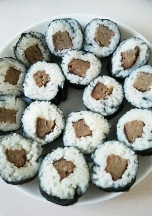 マルシンハンバーグでのり巻き♪-レシピのメイン写真