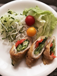子どももパクパク♡ 夏野菜の肉巻きロール-レシピのメイン写真