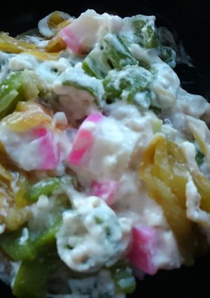 彩り綺麗なオクラ花の酒粕クリーム和え-レシピのメイン写真