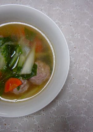 セロリと肉団子のスープ-レシピのメイン写真