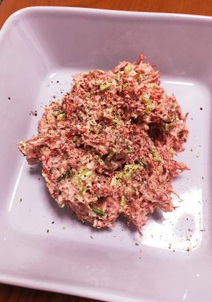 コンビーフとパクチーのピクルスマヨ和え-レシピのメイン写真