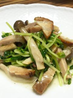 旨うま〜豆苗と焼豚の塩ダレ炒め-レシピのメイン写真
