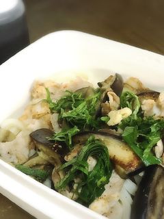 豚バラなす炒めのせ★冷やしうどん弁当-レシピのメイン写真