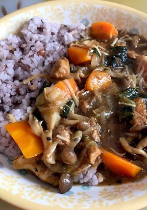 鯖缶とたっぷり野菜、きのこのカレー-レシピのメイン写真