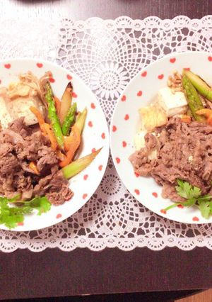 アスパラと赤パプリカの焼き肉風すきやき♡-レシピのメイン写真