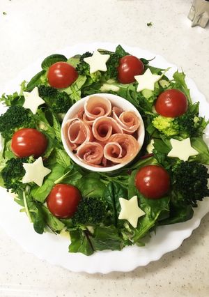 クリスマスリースのサラダ-レシピのメイン写真