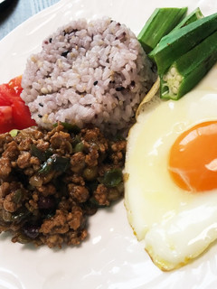 常備菜にも♡簡単お豆たっぷりドライカレー-レシピのメイン写真