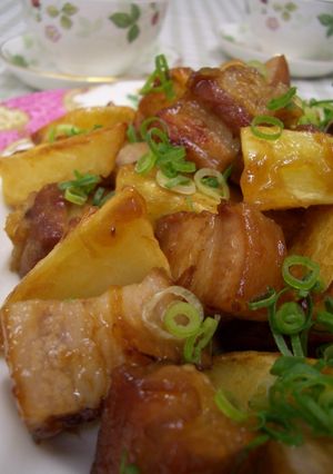 豚バラ肉と揚げジャガイモのさっぱり煮-レシピのメイン写真