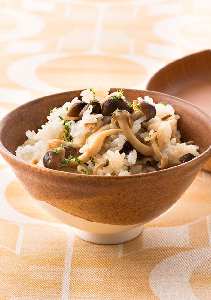 うどんスープできのこのだし旨炊き込みご飯-レシピのメイン写真