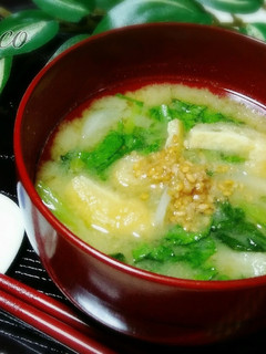 ほんのりごま油♪簡単!大根葉の味噌汁-レシピのメイン写真