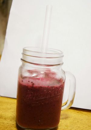 朝ごはんにも！ベリースムージー-レシピのメイン写真